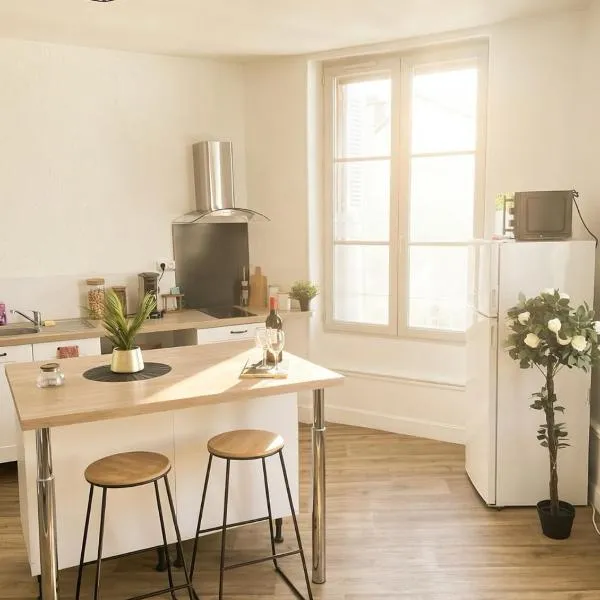 Le repos poitevin Le Floral, hotelli kohteessa Vivonne