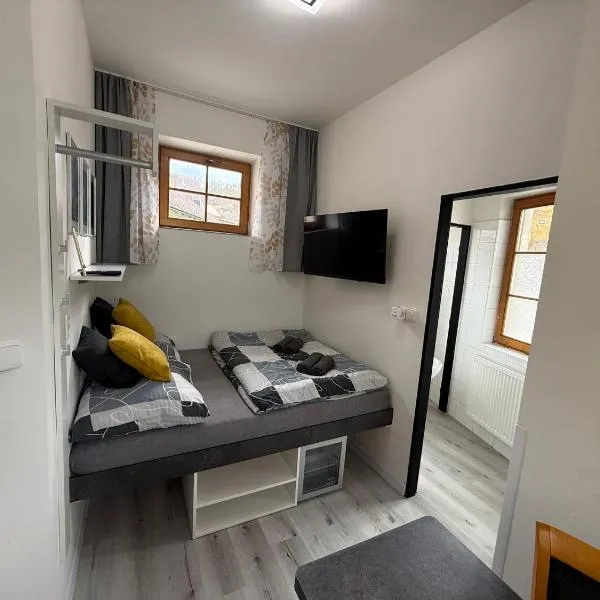 Garsoniéra s výhledem na zámek, hotel en Vimperk