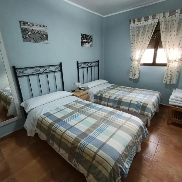 Casa Rural Javier, hotel u gradu Valmuel