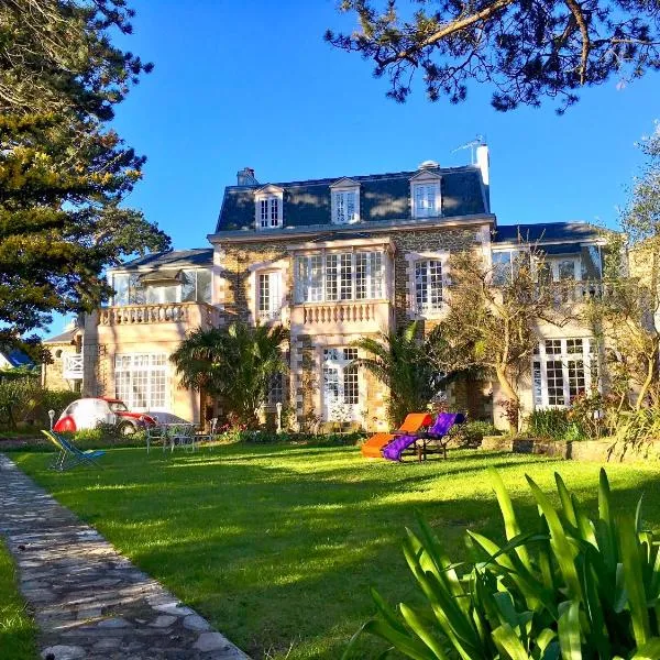 Maison d'hôtes Villa Meinga, hotel in Saint-Coulomb
