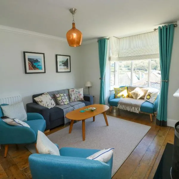 43 Sandquay Road, hotel i Dartmouth