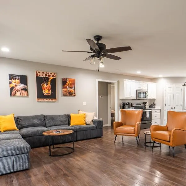 Haven Hill House - Scenic Getaway near Bardstown & Bourbon Trail، فندق في Springfield