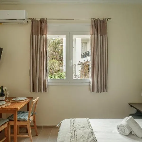 AROI Studio, Hotel in Patras
