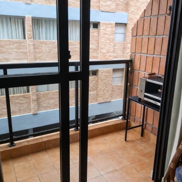 Apartamento - Praia da Enseada - Guarujá - 350metros da praia