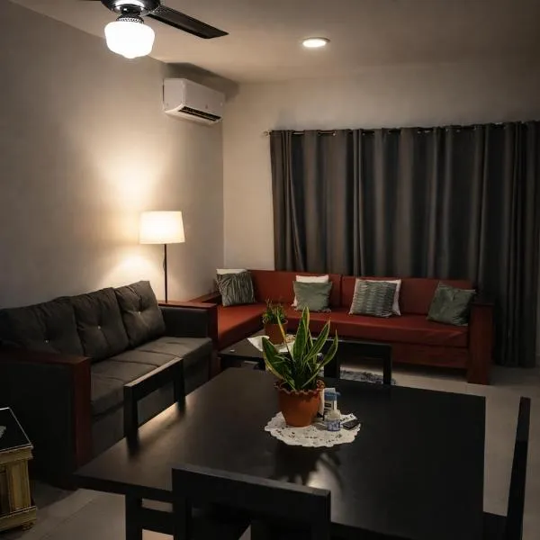 Modern 2BR Apartment 3 Min from Airport with Free Parking - 1, hotel a Sosúa