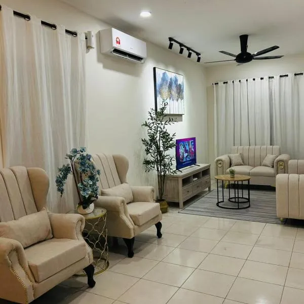 Homestay D'Aina, Hotel in Teluk Intan