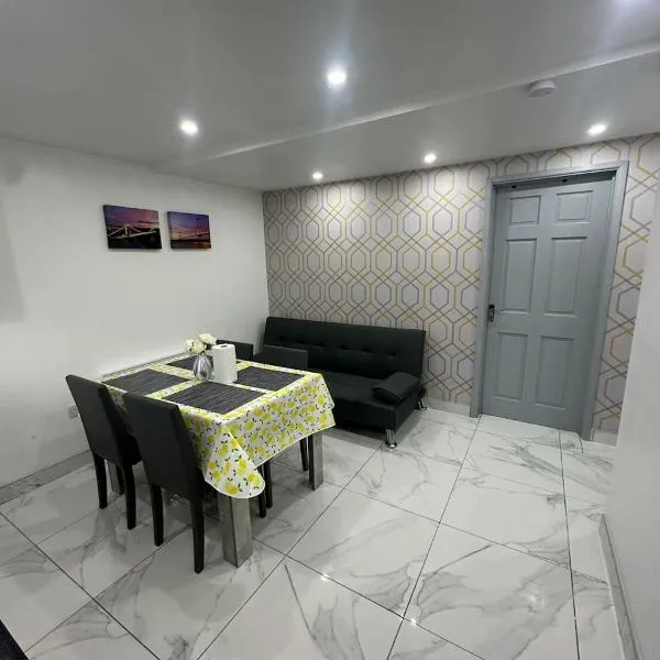Cozy one bed flat, hótel í Cardiff
