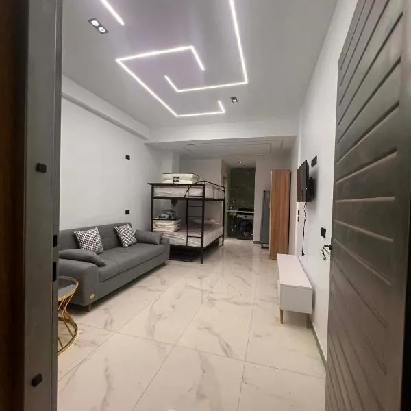 Luxury Studio Apartment in october โรงแรมใน6th Of October