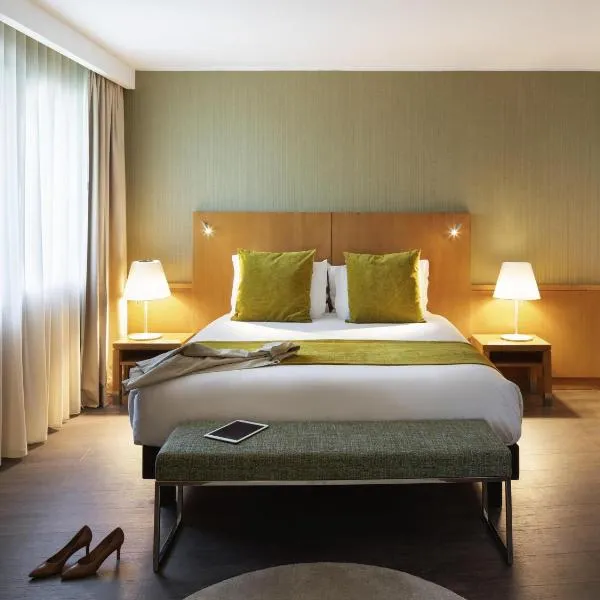 Hotel Mercure Porto Gaia, hotell i Vila Nova de Gaia