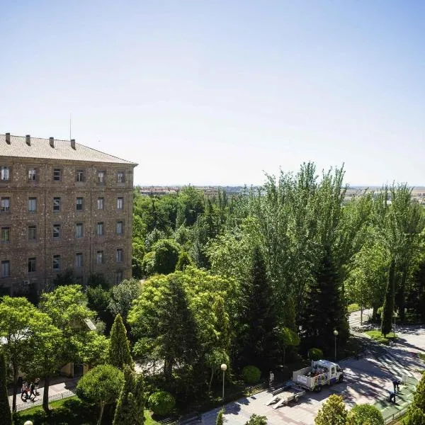Ibis Salamanca: Salamanca'da bir otel