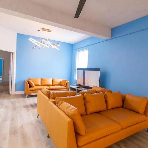 Check Inn CA, khách sạn ở Toronto