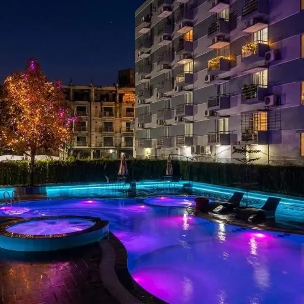 Hotel Khan Palace, hotel a Kuākāta