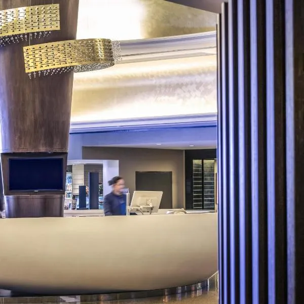 Mercure Brisbane King George Square: Brisbane şehrinde bir otel
