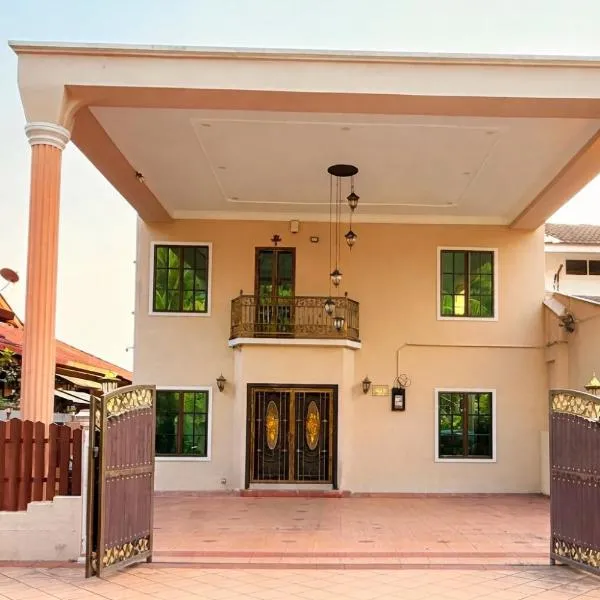 Megrram Homestay Ipoh, hotel u gradu Ipoh