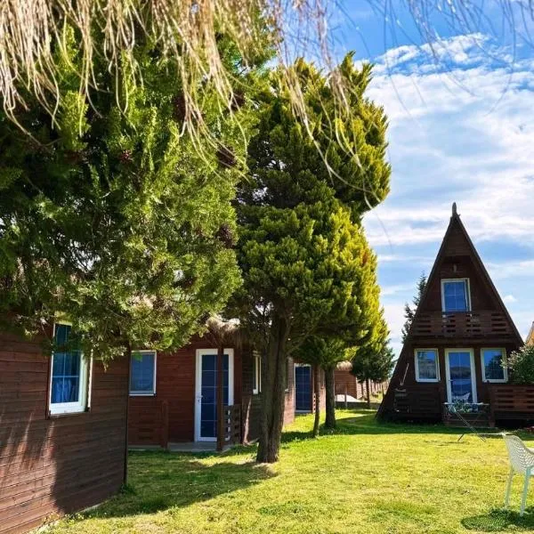 Sea View Wooden Houses, Hotel in Lezha