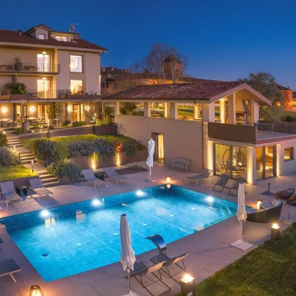 Agriturismo Speziale Wine Resort, hotel v destinaci Verduno