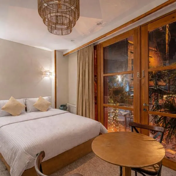 Palm Tbilisi Boutique Hotel, Hotel in Tiflis