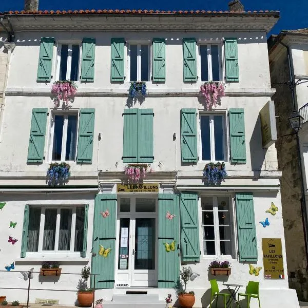 Les Papillons – hotel w mieście Verteillac