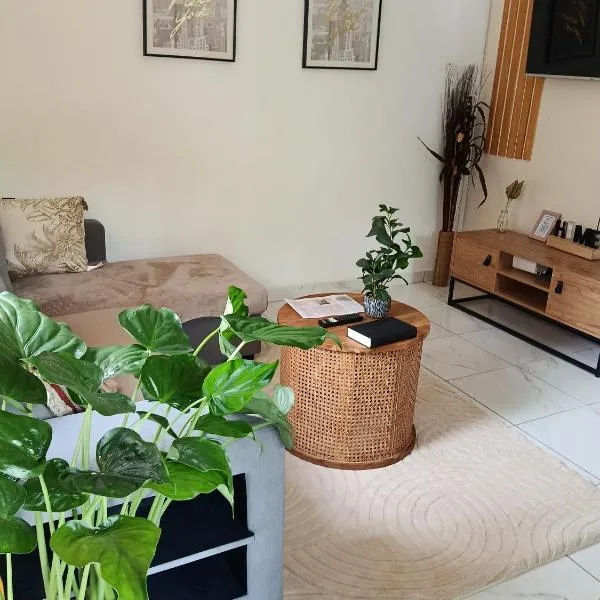 Residence Naim, hotel v destinácii Sada