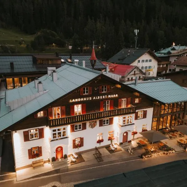 Landhaus Albert Murr inkl Premium Sommerkarte, hotel in Sankt Anton am Arlberg