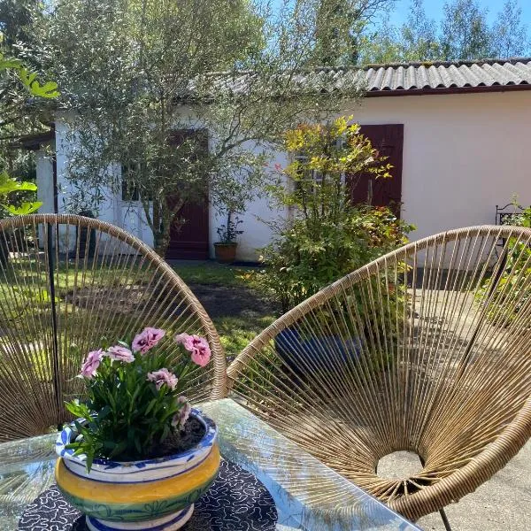 Studio à Linxe entre terre et océan, Hotel in Linxe