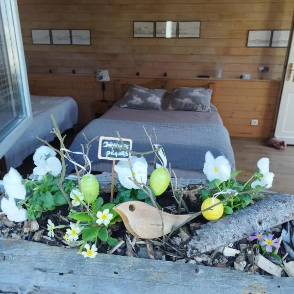 Chalet La Bachole: Charancieu şehrinde bir otel