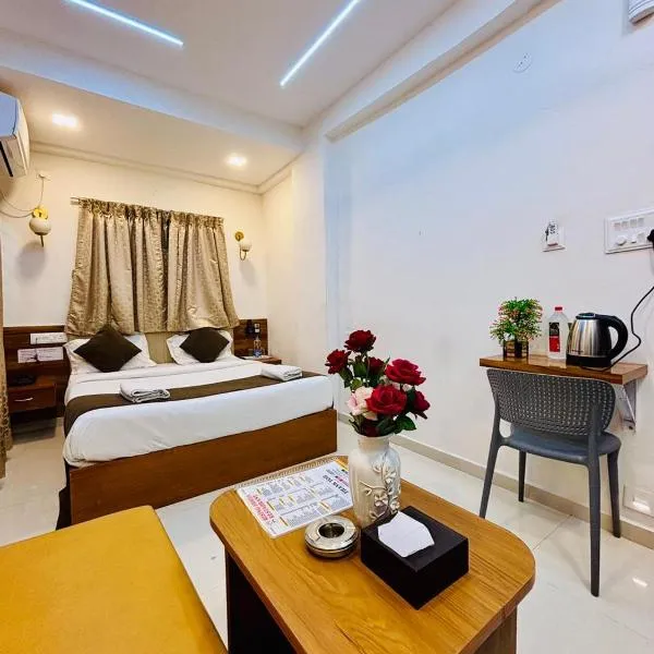 Rising Surya Hotels, Hotel in Pune