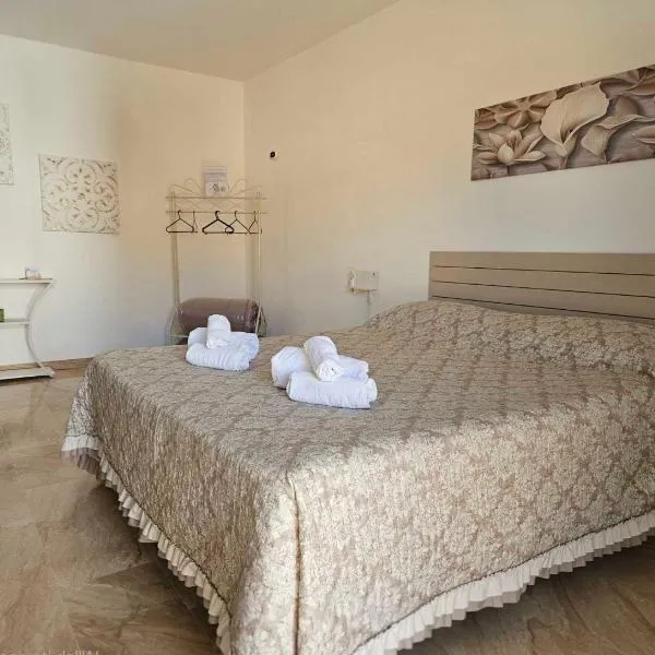 Vintage Home, Hotel in La Caletta