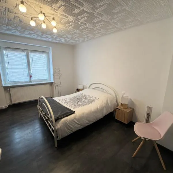 La Parenthèse coté Saar, hotel em Wittring