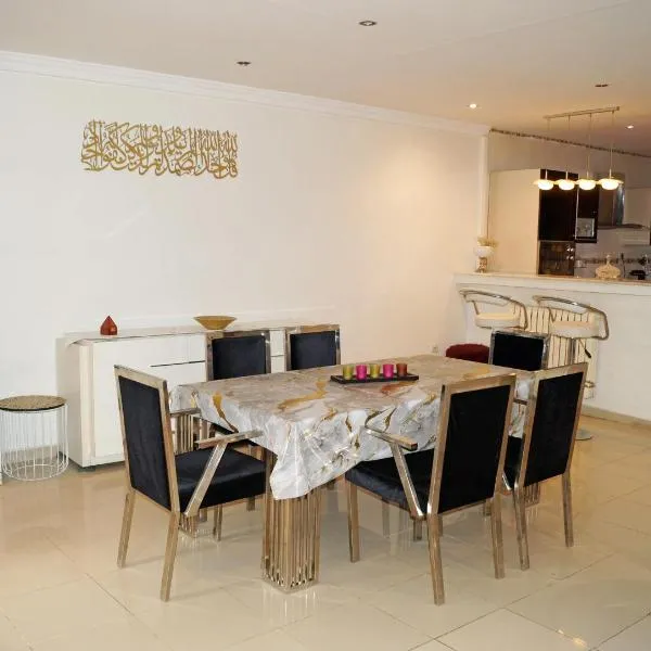 Duplex T3 résidence Djnen el Bey, hotel a Annaba