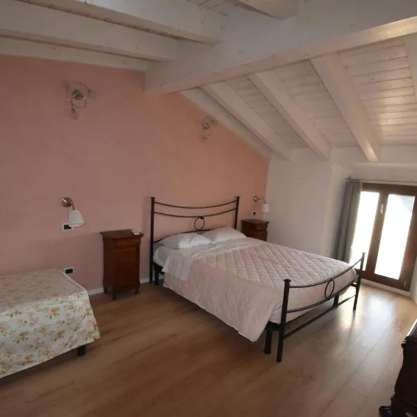 AkiHouse - apartments on Garda Lake, hotel in Lonato