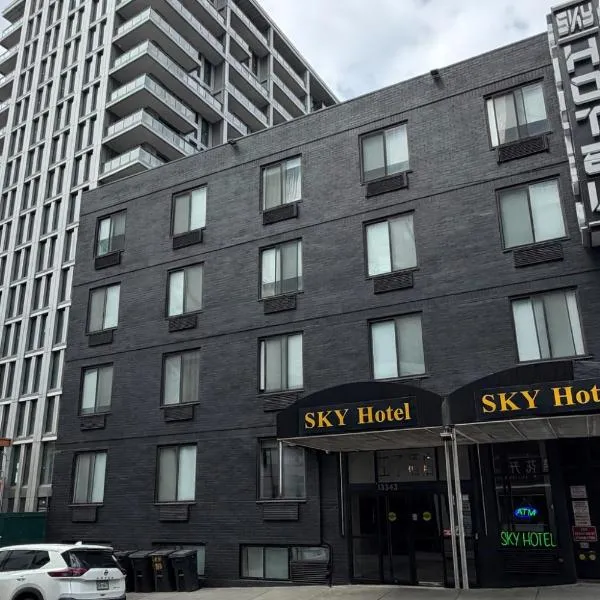 Sky Hotel Flushing/Laguardia Airport، فندق في كوينز