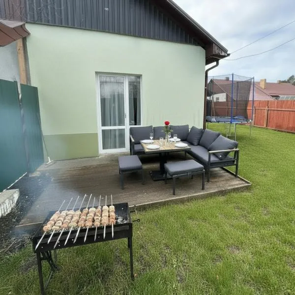 Apartment with Sauna near Beach -5 min walk, хотел в Лиепая
