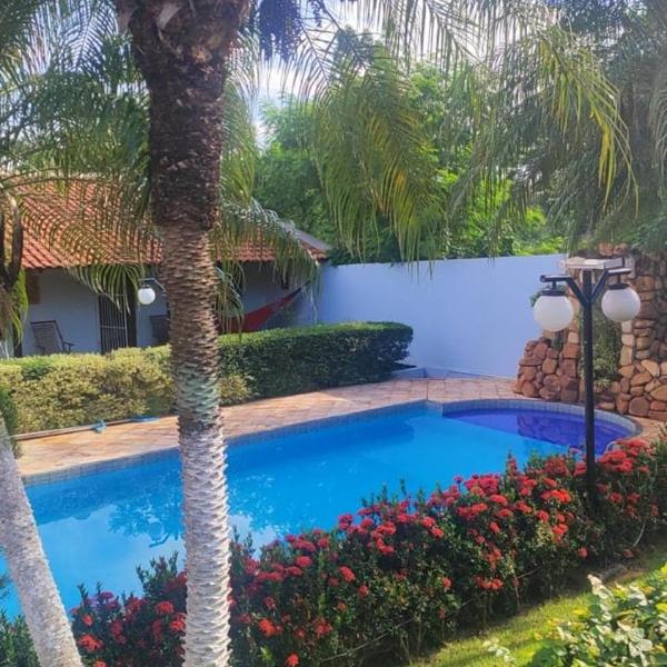 Chácara com campo, piscina e churrasqueira em Paiçandu