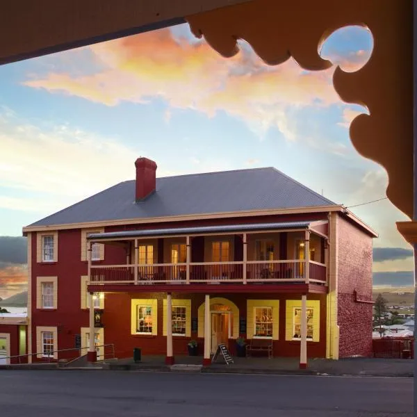 Stanley Hotel & Apartments: Stanley şehrinde bir otel