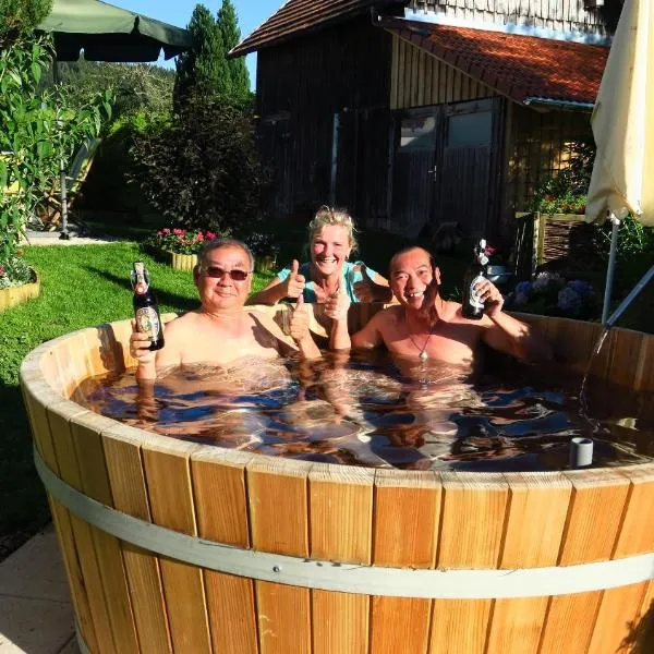 Die Dirndlkönigin, hotel v destinaci Grünenbach