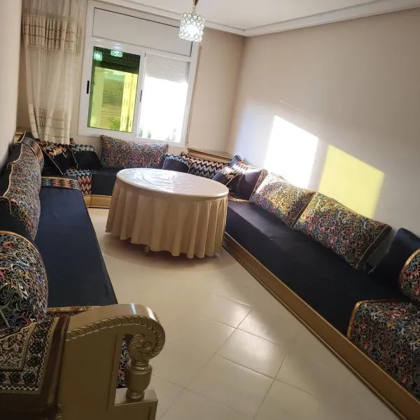 appartement NADOR wifi gratuit clima mobile, отель в городе Надор