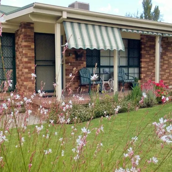 Butterfly Cottage, hotel in Tumut