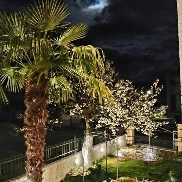 Voula home -IOANNINA-NEOKESARIA, hotelli kohteessa Neokaisáreia