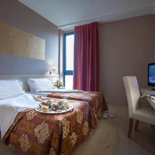 Euro Hotel, hotel v destinácii Cascina