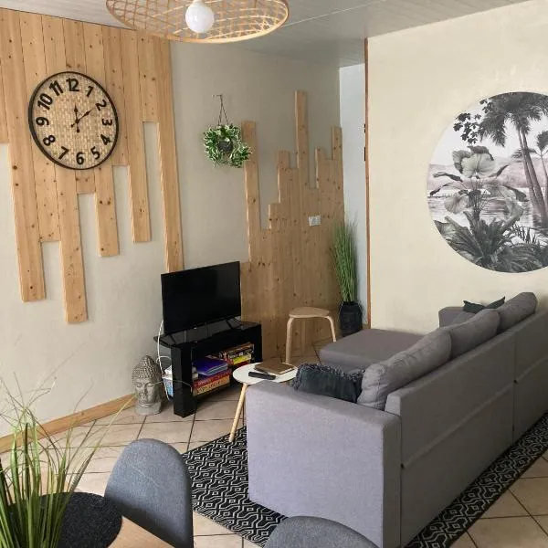 Olivine , Chaleureuse & cocooning, hotel in Bogny Sur Meuse
