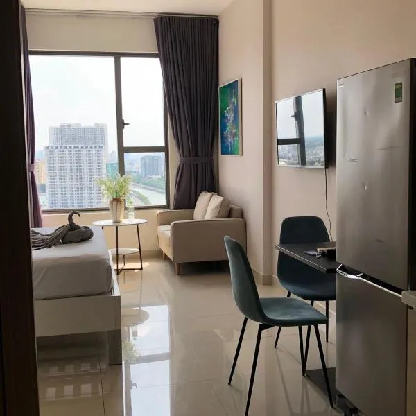 Salemhome - Rivergate Apartment Building, Free Pool, hotel a Ho Chi Minh
