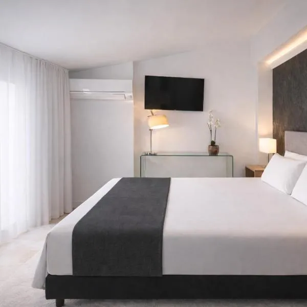 Abril Nerja, hotel di Nerja