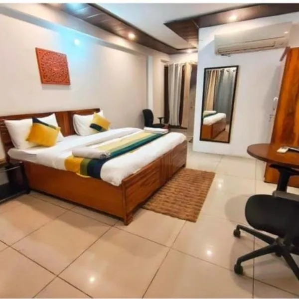 Blueberry Residency - Hauz khas fort, hotel in New Delhi