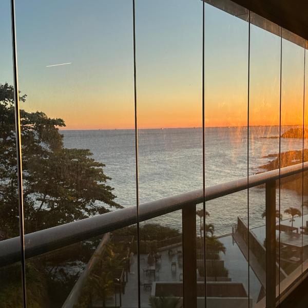 Quarto e sala frontal mar Acesso privativo em praia exclusiva