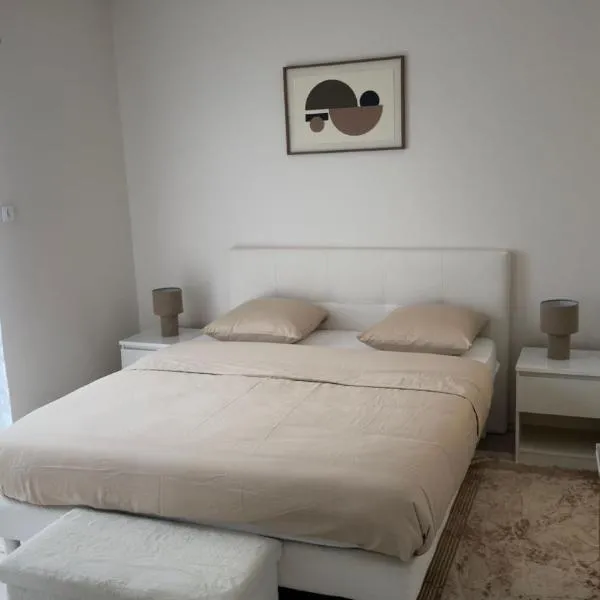 Gîte Du Stade, hotel a Saint-Aignan