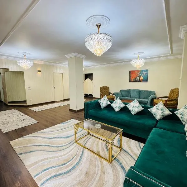 ميدان سفنكس, hotel v Káhire