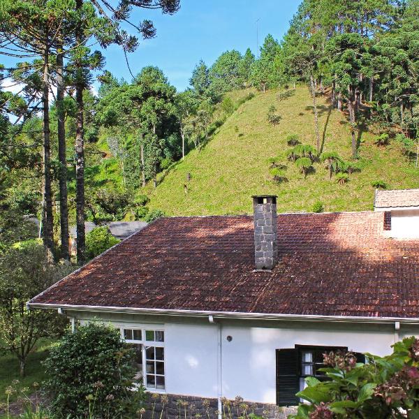"Charme do Embaixador"- Equipadíssima para 9 pessoas - SAUNA , FORNO PIZZA, PIANO, SKY TV - 5000 m2 de ar puro - Caseiro Mordomia - Foto 4