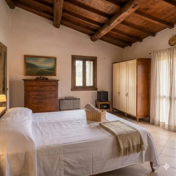 Casa del Borgo, between Mountains and Lake, Near Rome, hotel em Canepina