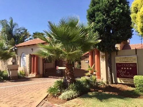 Cozmo Guest House Meyersdal, hotel in Alberton